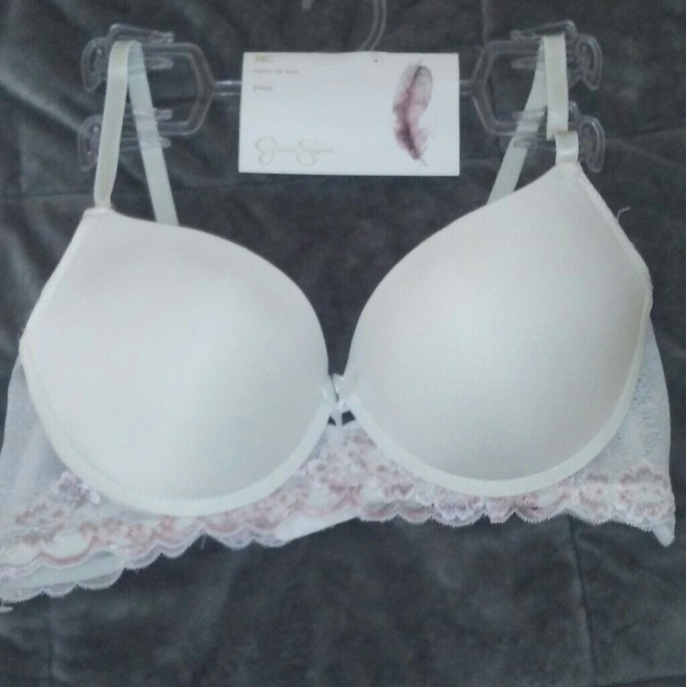 Jessica Simpson Bra